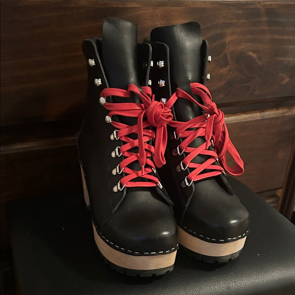 Swedish Hasbeens Red Lace-Up Women's Boots. Size 37.